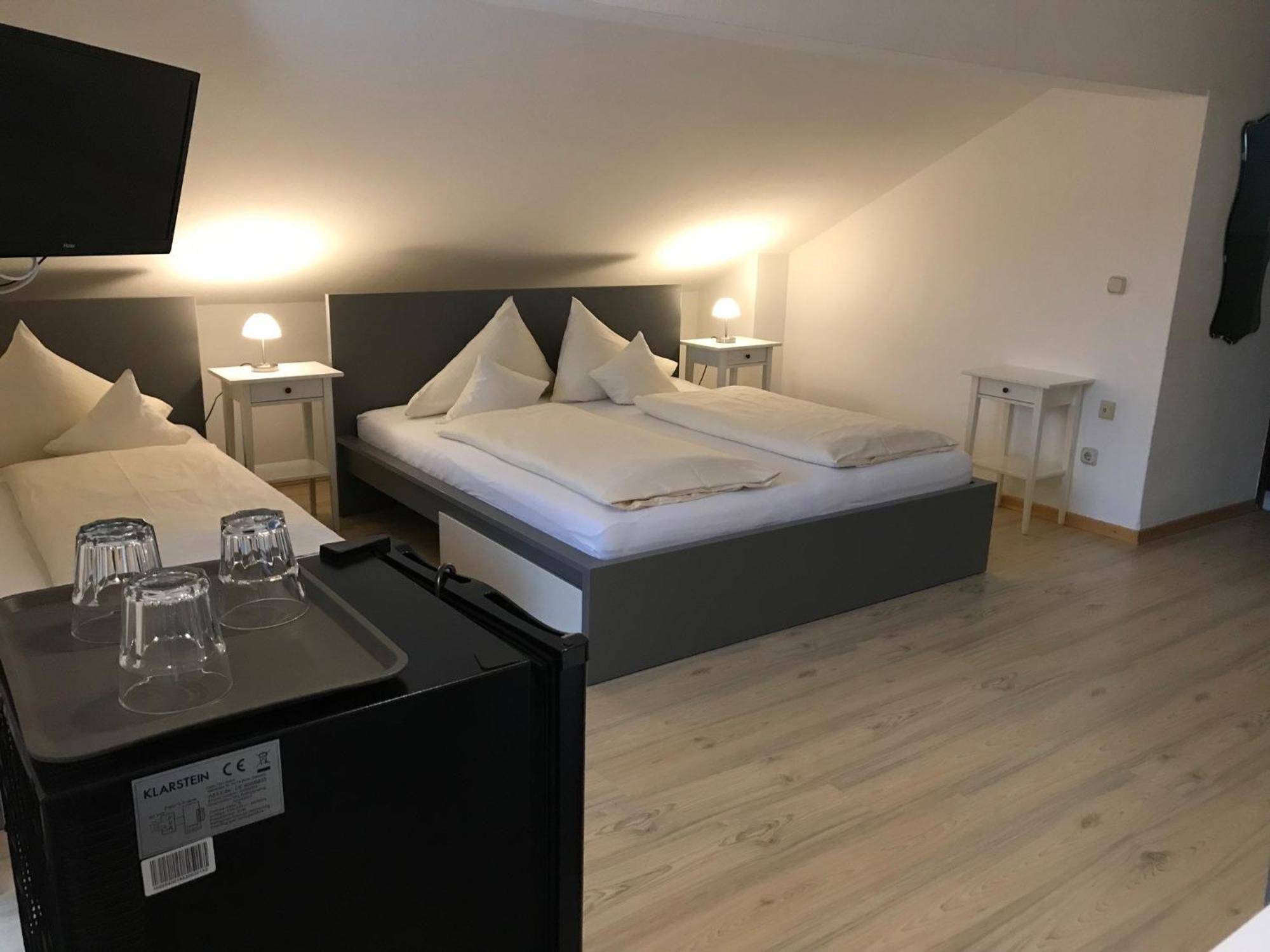Abendruhe Hotel - Kontaktloser Check In Oberhaching Bagian luar foto